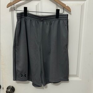 Under Armour Gray Athletic Performance Shorts size large